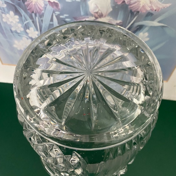 LARGE CRYSTAL VASE - Picture 2 of 4